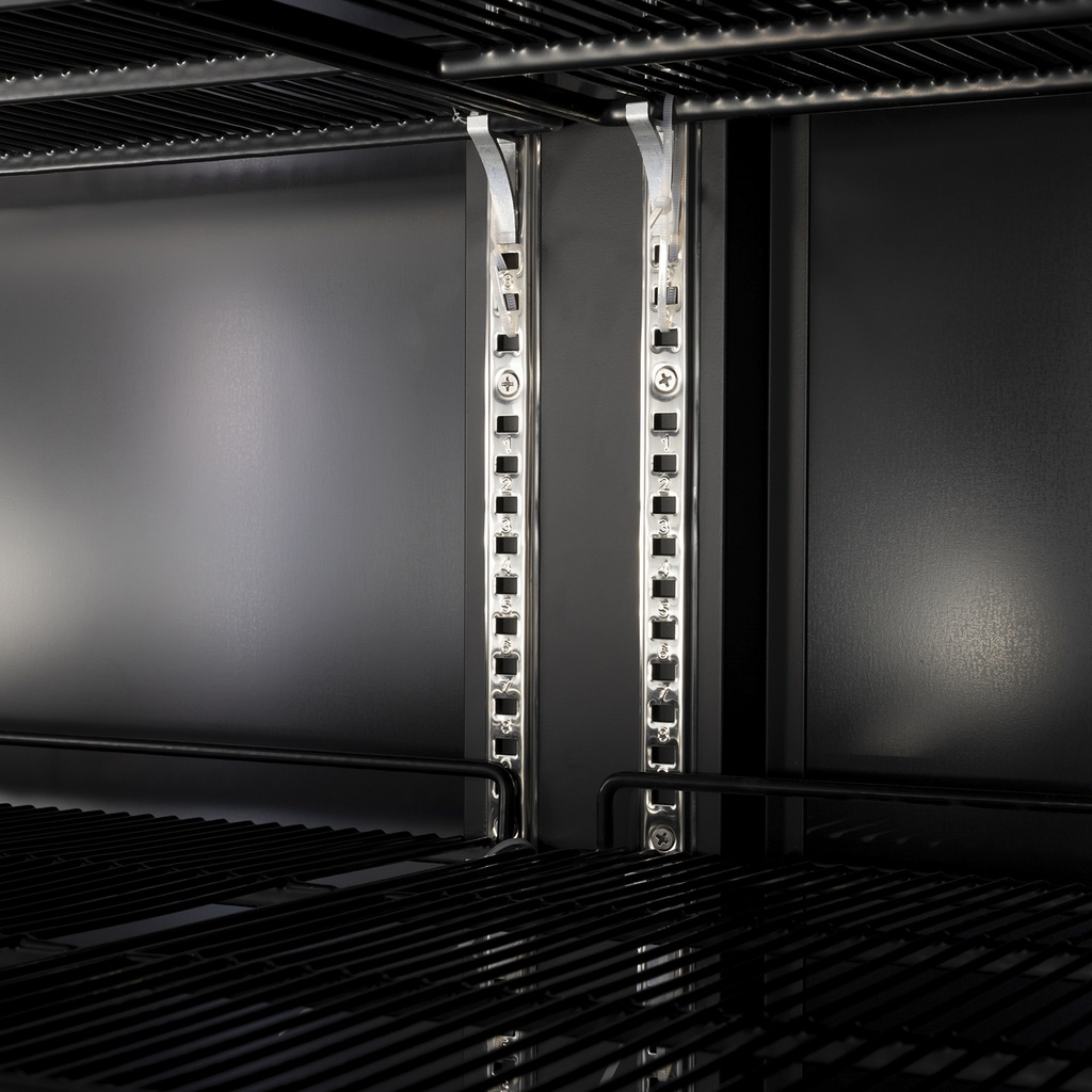 XL Refrigerator with 3 Doors – LED Lighting – 6 Wheels – Black – GD1600